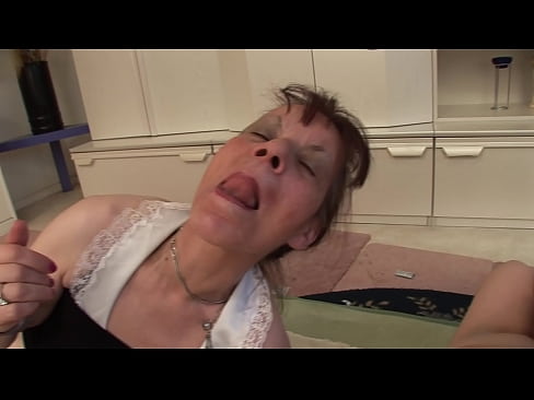 ❤️ Tvær ömmur og einn afi eiga þríeyki ❤️ Gæðaklám á klám is.eviewporn-com.ru ❌️